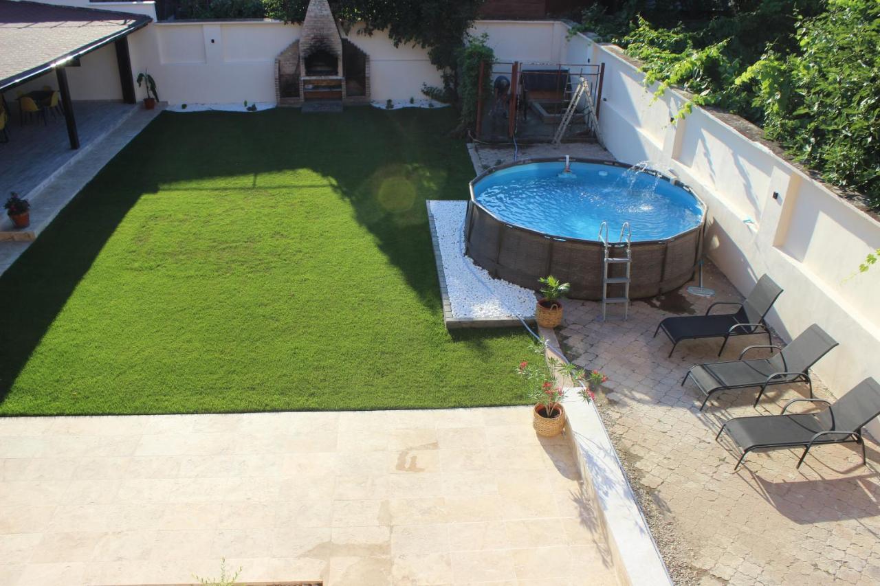 Pretty Garden Villa Orşova Exterior foto