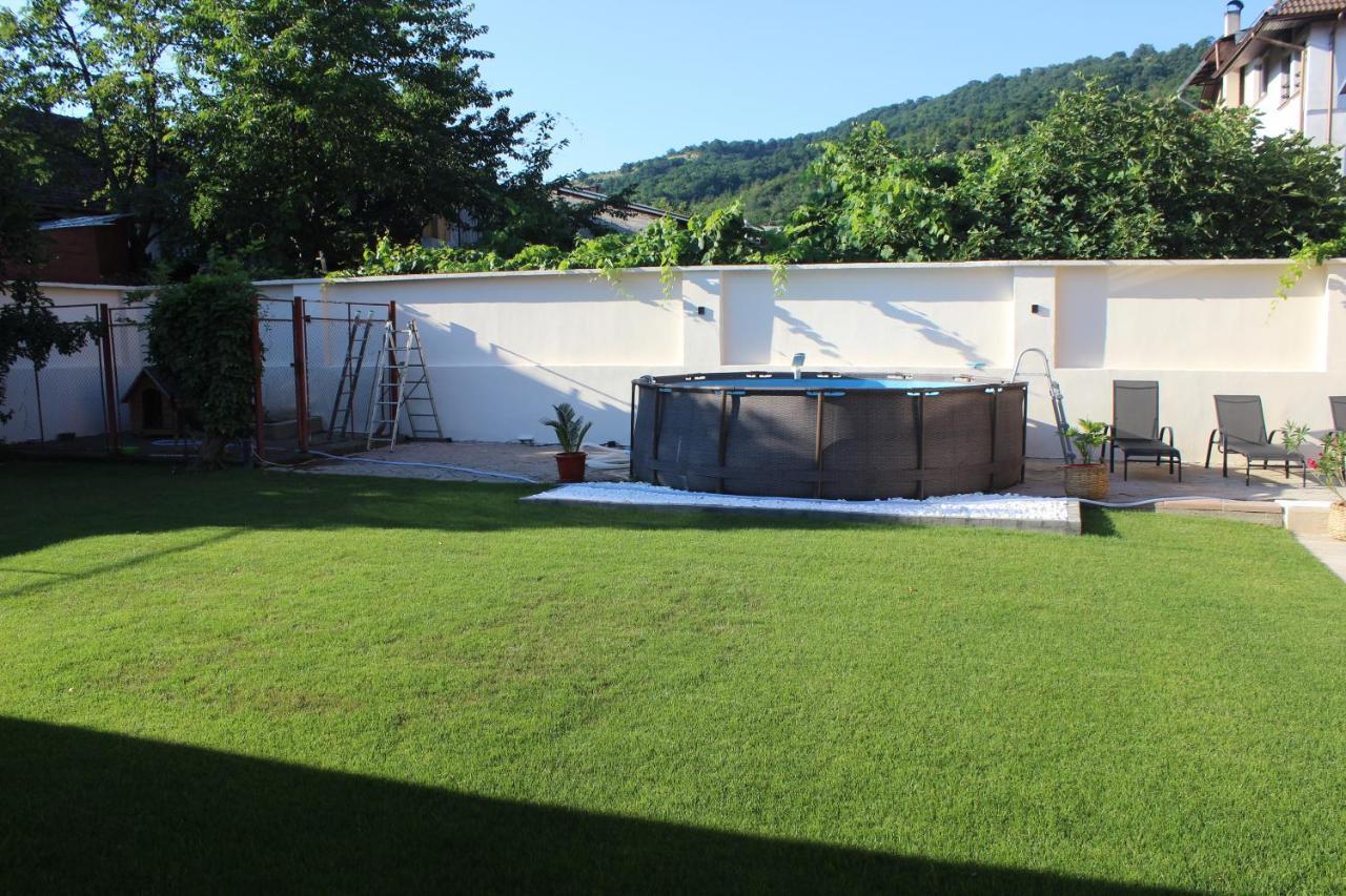 Pretty Garden Villa Orşova Exterior foto